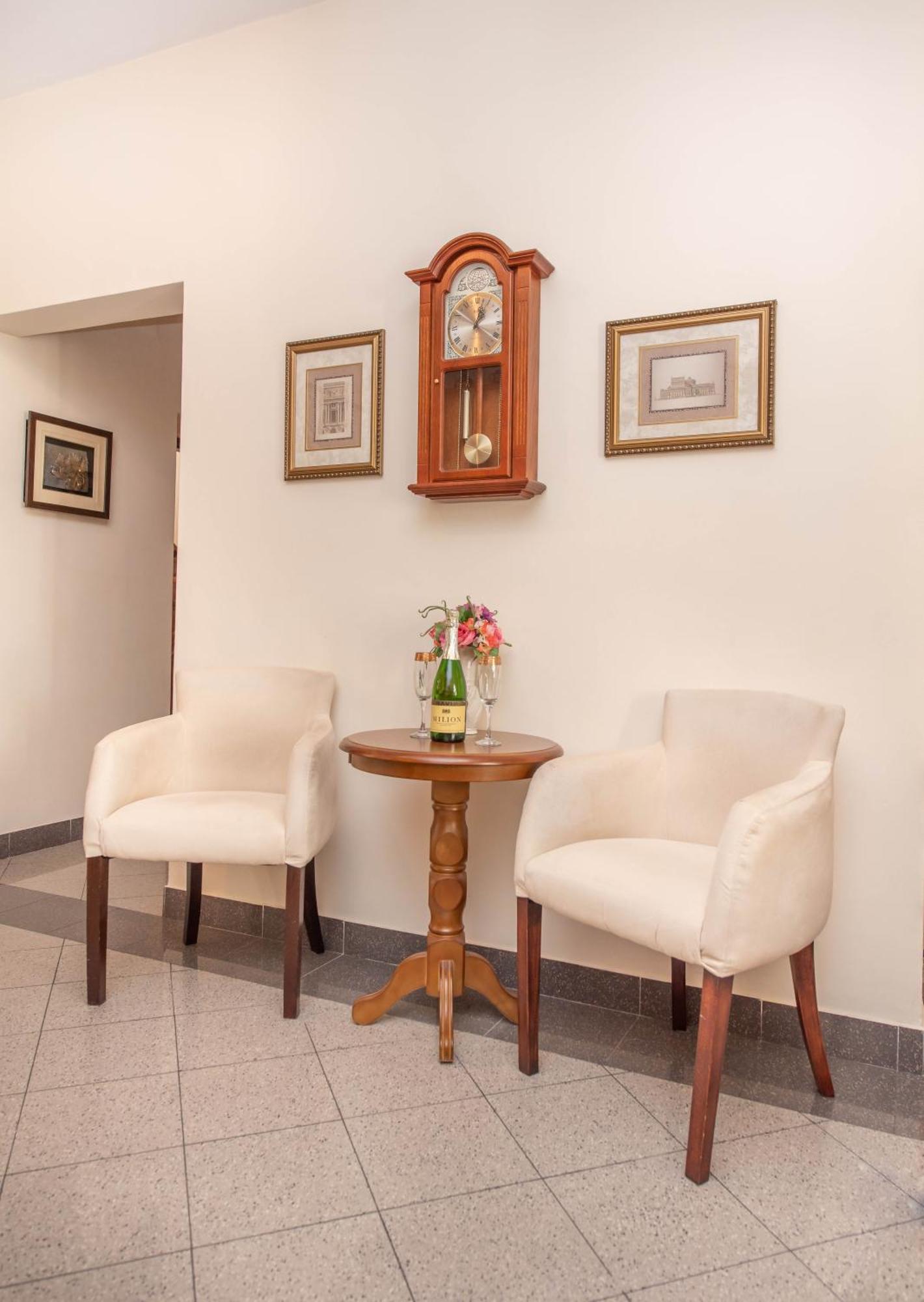 S&P City Center Apartments Kotor Luaran gambar
