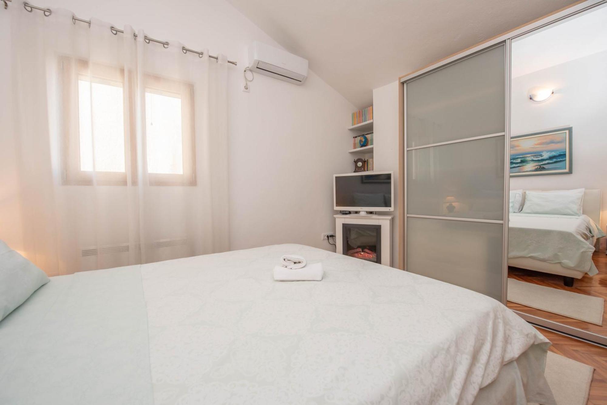 S&P City Center Apartments Kotor Luaran gambar
