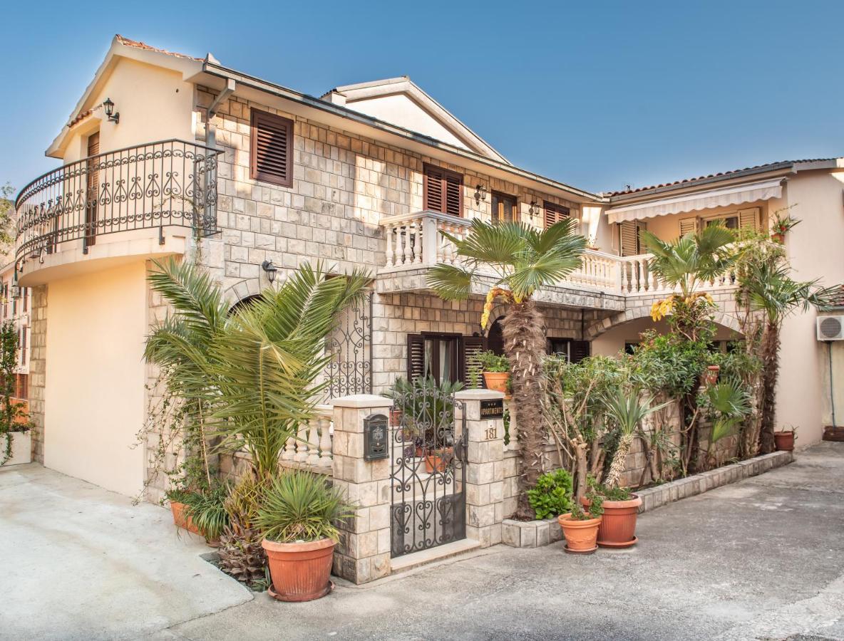 S&P City Center Apartments Kotor Luaran gambar