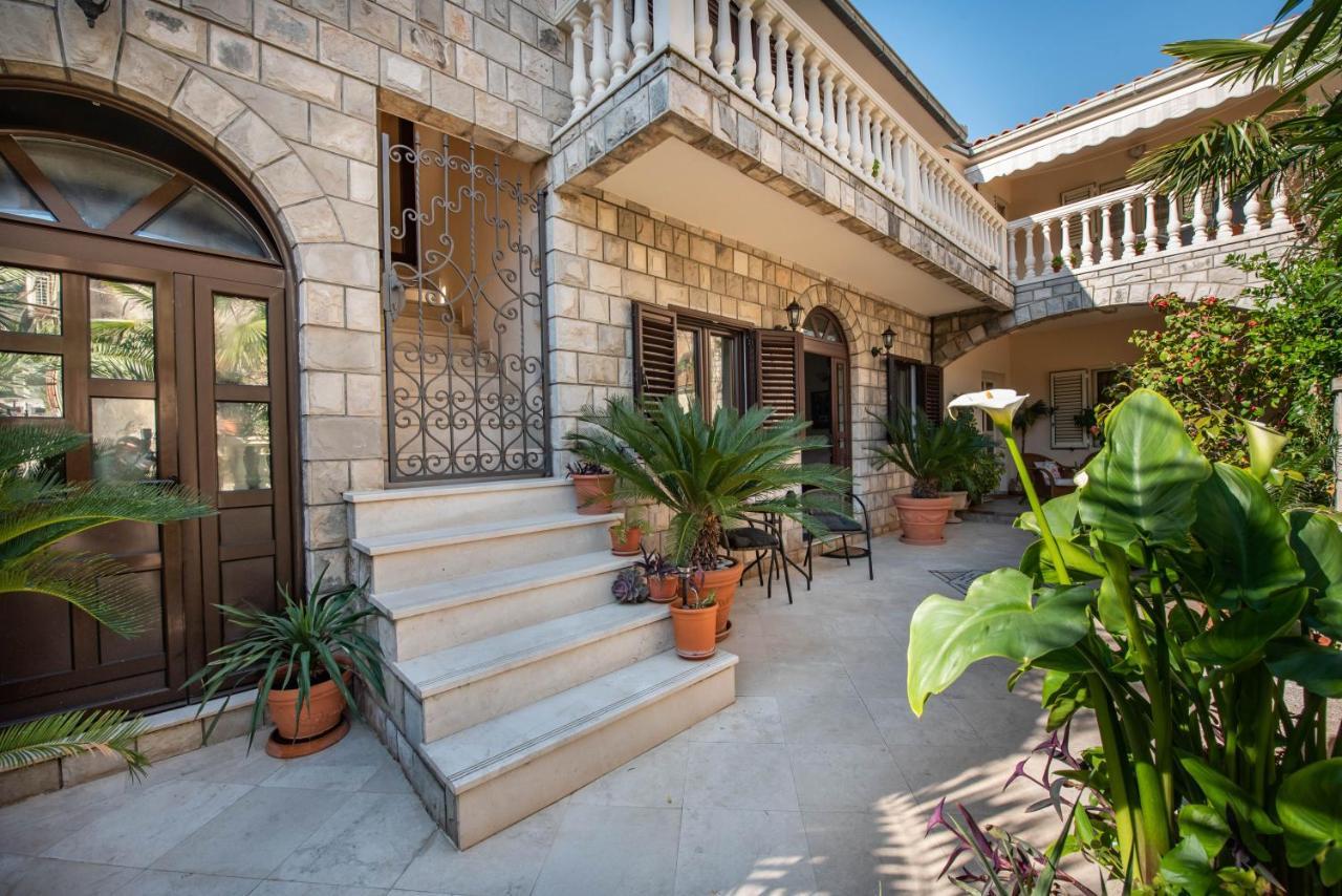 S&P City Center Apartments Kotor Luaran gambar